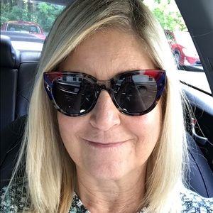 Meet your Posher, Kelley